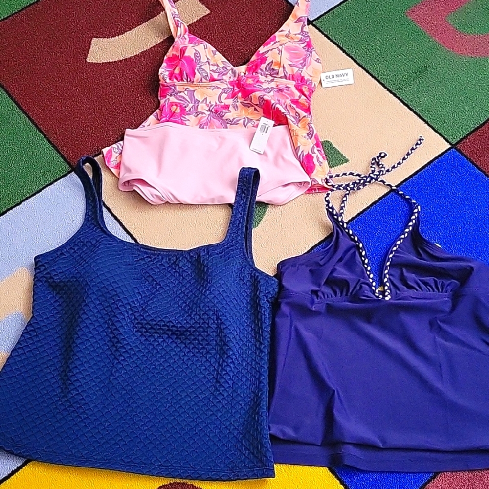 Massimo, Gottex, and Old Navy Women's Swim Wear 3 Pieces